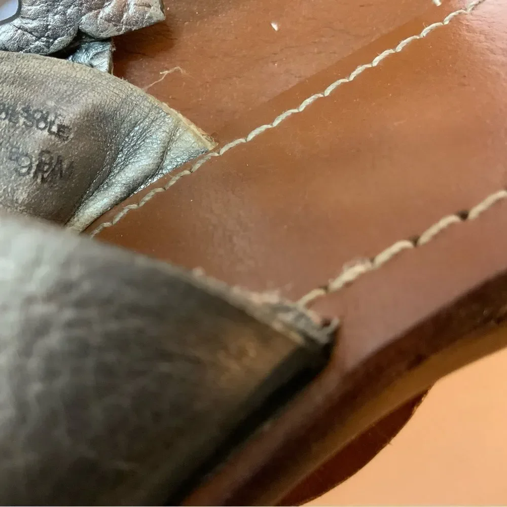 Tory Burch MOORE Women’s Size 9 Metallic Pewter Leather Logo  Flip Flops Thong